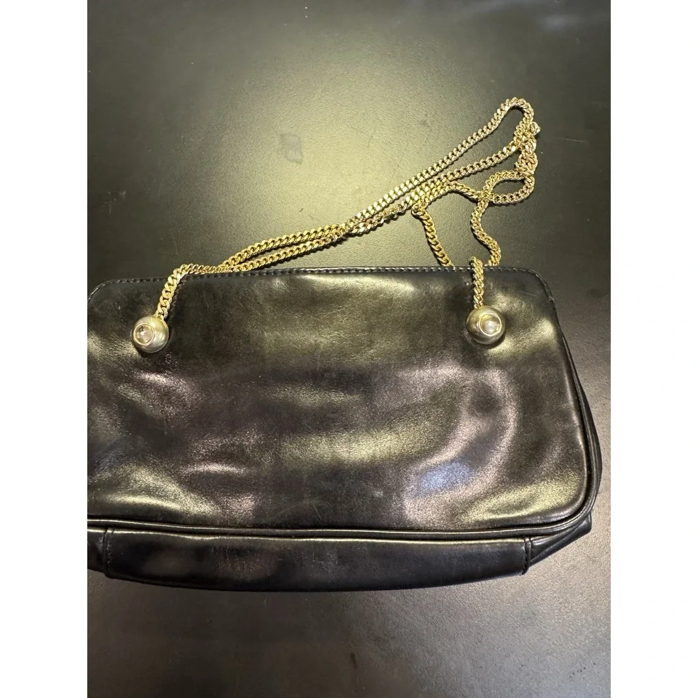 Vintage Black‎ Leather Franchi Handbag Double Gold Chain Handles Clasp